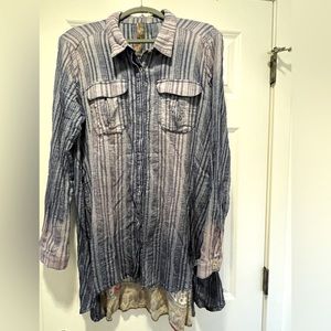 Ladies brand new Aratta Blouse shirt blue striped size large long sleeve pockets